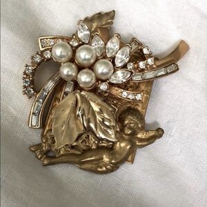 🌹Vintage 80’s handmade collage brooch